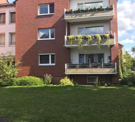 4-Ziimmer Whg. in gepflegtem Mehrfamilienhaus mit Grünanlage in RD, Hochparterre 86 m² in TOP Lage