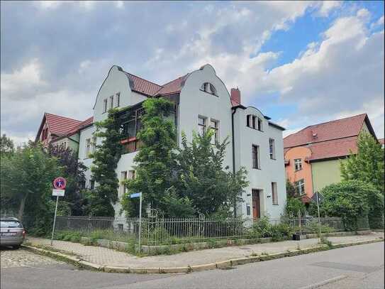 günstige Gewerbefläche in schöner Stadtvilla