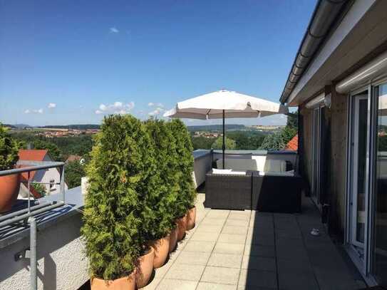 3,5 Zi. Penthouse-Wohnung mit 2 Dachterrassen und S-Bahn-Anschluss in Freiberg a. N.