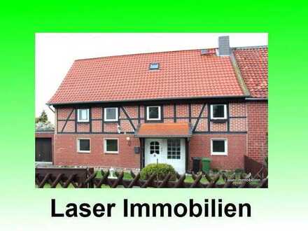 SZ-Lichtenberg: DHH mit vielen Möglichkeiten - Wfl. 146 m², GS 929 m² Fachwerk, Garage