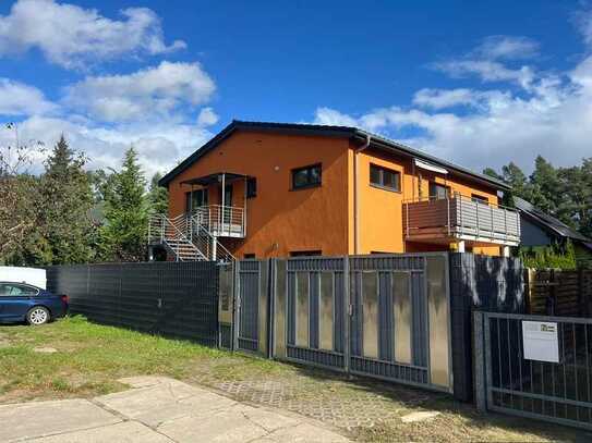 Schöne 3-Zimmer-Wohnung mit Balkon und Einbauküche in Mahlsdorf/Süd (Berlin).