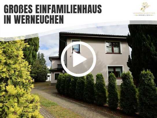 Großes Einfamilienhaus mit EBK, Terrasse, gepflegten Garten zentral in Werneuchen