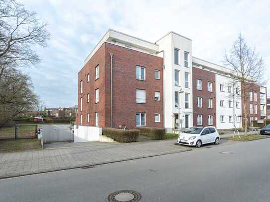 Familienfreundlich & barrierefrei - 4-Zimmer-Wohnung mit Balkon und Tiefgaragenstellplatz in Giev...