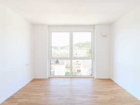 Hochwertig + Modern - Neue 3-Zi.-Wohnung mit Balkon, EBK und Duschbad in "Erstbezug"!