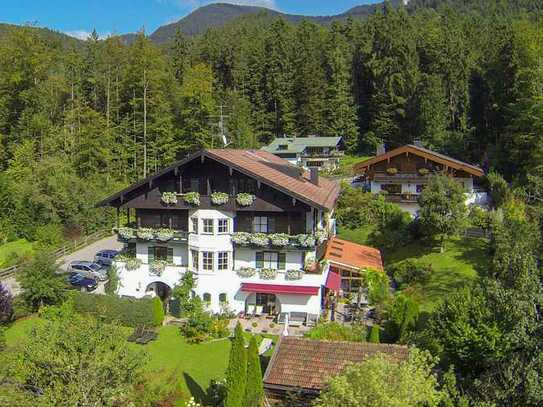 „HAUS IM HAUS“ - ZWEI ETW IN EINEM CHARMANTEN LANDHAUS, KREUTH