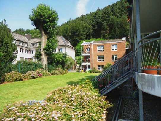 Komplett renovierte 3-Zimmer-Wohnung mit Balkon in Hagen, Stadtgrenze Ennepetal