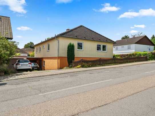 Einfamilienhaus mit vermieteter Einliegerwohnung auf tollem Grundstück in Wiesloch-Baiertal