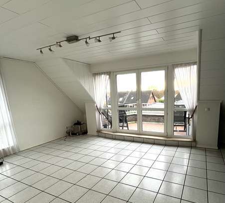 Schöne 4-Zimmer-Maisonette-Wohnung mit Balkon, EBK und Garage in Brüggen