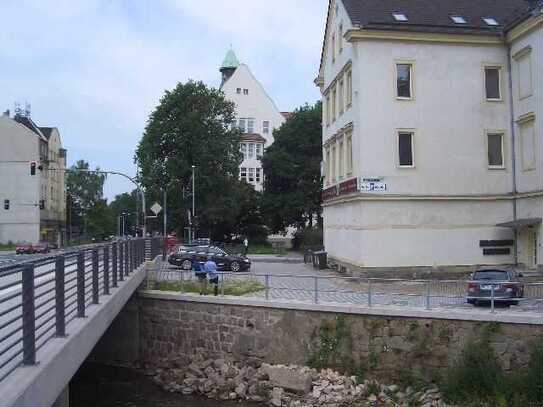 Großzügige 2-Zi.mit Wanne und Laminat im Zentrum! SP mgl.