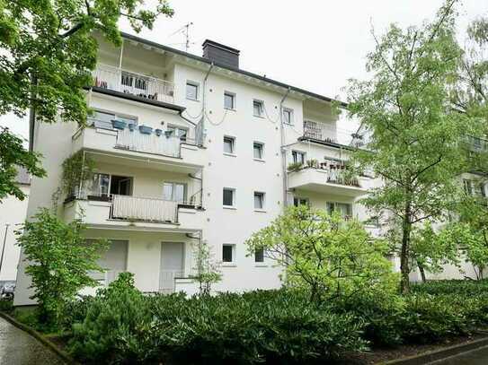 Sanierte 2,5 Zimmerwohnung in toller Lage von Lindenthal/ Garage & 2 Balkone