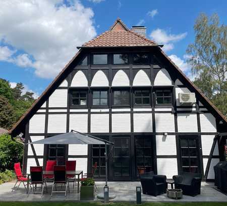 Geräumiges, gepflegtes 5-Raum-Landhaus mit Fachwerkoptik