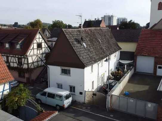 Teilsaniertes Fachwerkhaus in Maintal-Bischofsheim