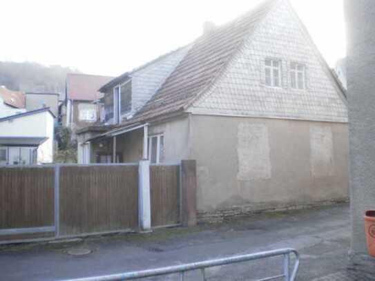 Sanierungsbedürftiges Einfamilienhaus in 06542 Allstedt/ OT Pölsfeld