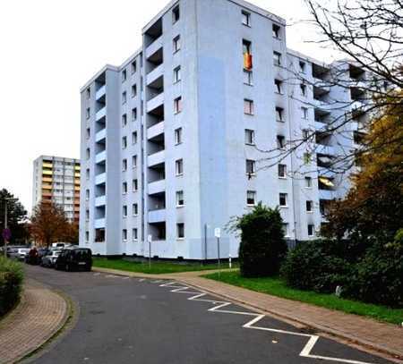 Attraktive 2. Zimmerwohnung mit Balkon in zentraler Lage von Bergheim