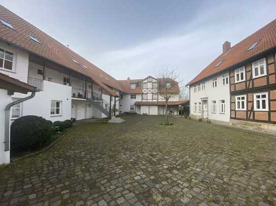 +++ BS-Stöckheim: 3-Zimmer-Eigentumswohnung mit EBK, Terrasse, Garten und einem Bootshaus +++