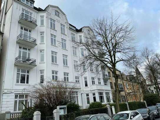 Stilvolle, gepflegte 7-Zimmer-Wohnung mit 2 Balkonen in Hohenfelde, Hamburg