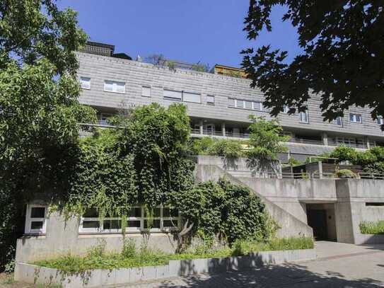 Besonderer Wohncharme mit 2 Balkonen im Schnitzer-Architektenhaus