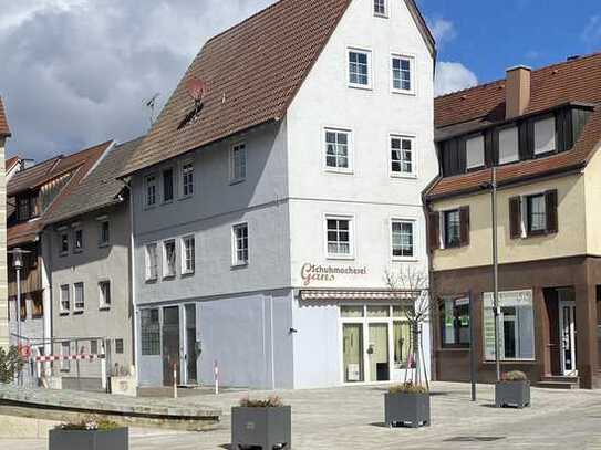 Wohn- und Geschäftshaus als Stadthaus in Mengen