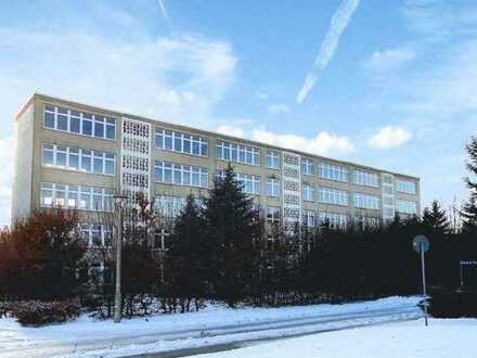 Ehemaliges Schulgebäude mit 9719 m² Grundstück direkt vom Eigentümer zu verkaufen