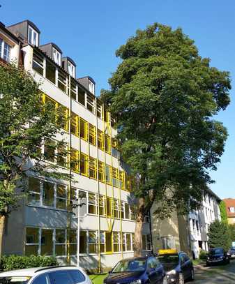 Top renoviertes, sonniges 1-Zimmer-Apartment mit Balkon in bester Lage - Nähe "Flaucher"