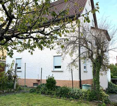 Freistehendes Haus mit großem Garten in Kusterdingen