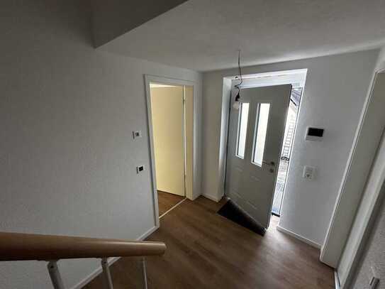 Erstbezug mit Smart Home! 2,5 Zimmer Maisonettenwohnung mit Balkon in Laupheim