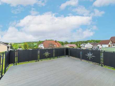 ***RESERVIERT*** TOLLES HAUS MIT POOL UND HERRLICHEM AUSBLICK MIT AUSBAUPOTENTIAL