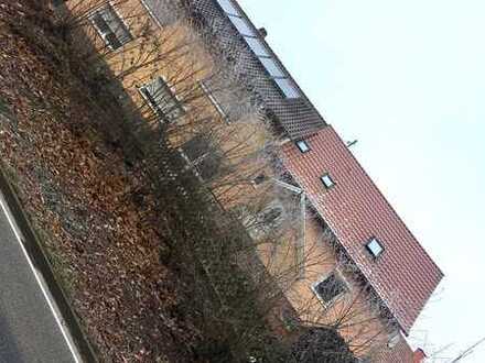 Gepflegte 3,5-Raum-Wohnung mit Balkon und Einbauküche in Heidenheim