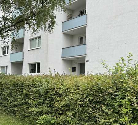 Schöne 2 Zimmer Wohnung in Waldnähe WIRD NOCH RENOVIERT