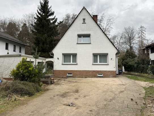 Traumhaus am Waldrand – Kernsaniertes 1-2 Familienhaus in Top-Lage + Baugrundstück