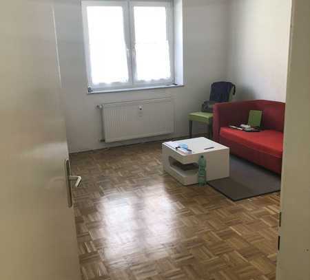 Modernisierte 2,5-Zimmer-Wohnung mit Einbauküche in Bamberg