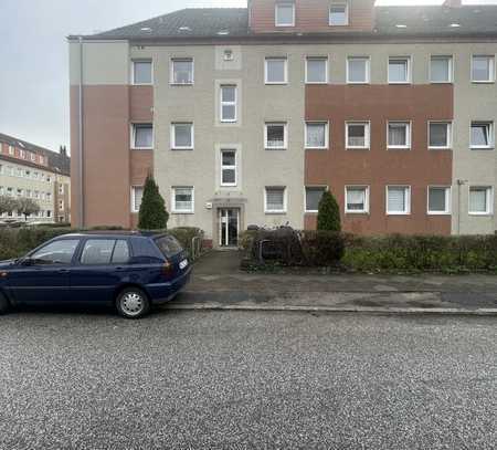 Provisionsfrei!!! Renovierte und zentrale Dachgeschosswohnung in Lübeck -St. Gertrud