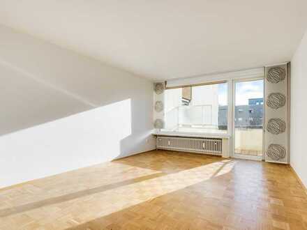 Raumwunder: Helle Wohnung in Solln mit zwei sonnigen Balkonen