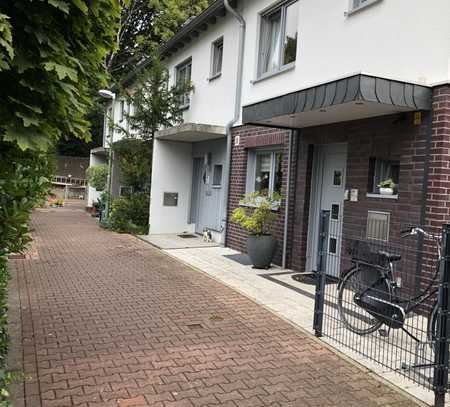 5-Zimmer-Reihenhaus mit gehobener Innenausstattung in Neuss