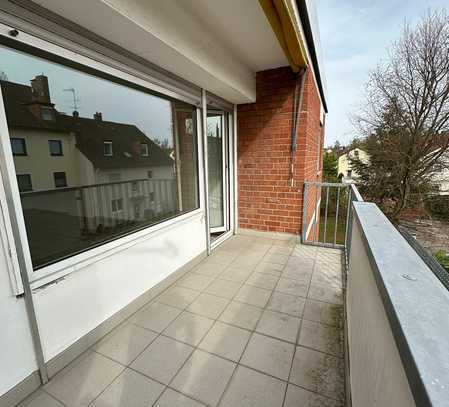 Großzügige 3-Zimmerwohnung mit Balkon in der Hartmannstraße in Erlangen