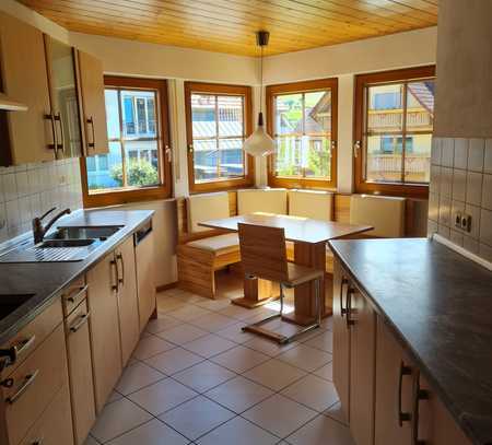 3,5 Zimmer-Hochparterre-Wohnung mit Balkon in Elzach