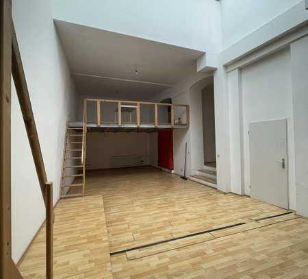100qm Loft in Ehrenfeld als Büro/Atelier/Lager