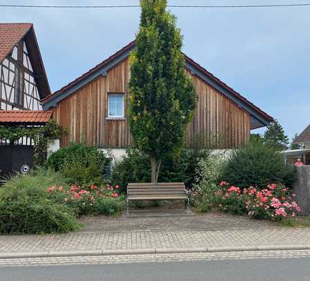 Neuwertiges Haus mit fünf Zimmern in Hüffelsheim