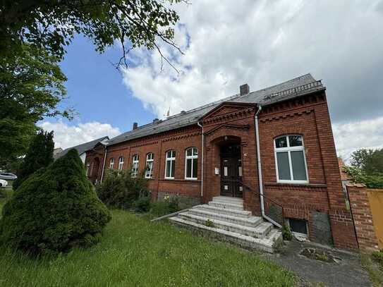 Attraktives Wohnhaus mit Remise und zusätzlichem Grundstück in Kletzke