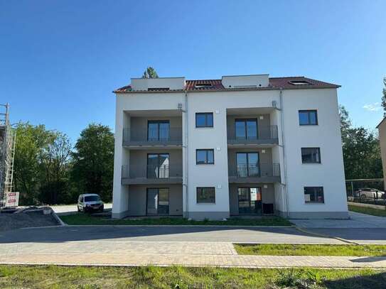 Erstbezug mit Balkon: 3-Zimmer-Obergeschosswohnung (2. OG) (Neubau) in Gerolzhofen