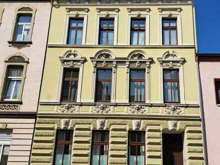 Schicke 2,5-Zimmer-Wohnung in denkmalgeschütztem Gebäude Nähe Helios