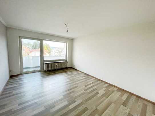 Schöner Ausblick!! Gut geschnittene 2-Zimmer-Wohnung mit Balkon in Bad Neuenahr!! W80