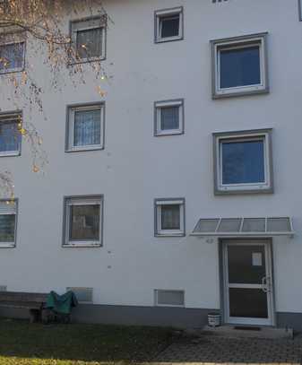 Sonnige zentrale 2,5 Zimmer Eigentumswohnung