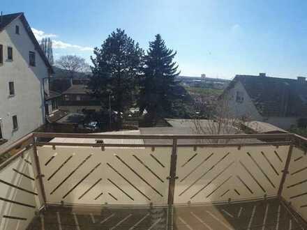 Gepflegte 2-Zimmer-Wohnung mit Balkon, Bad und Abstellraum in Gelnhausen