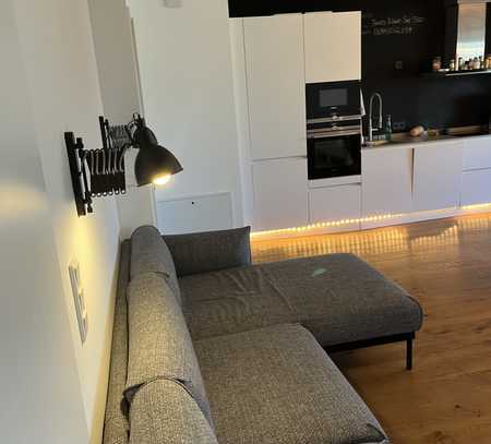 Modernes 1 Zimmer Apartment mit schönem Balkon