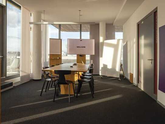 Bright Meetingroom "Südkurve" in walking distance to Messe München