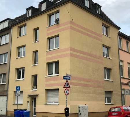 Düsseldorf in 30min, vermietungssichere sanierte Single-Wohnung. Attraktive Lage