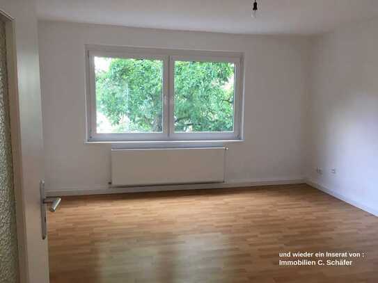 Dortmund, südl.Innenstadt ! Gepflegte 2,5 Zimmer 64m² Wohnung, modernes Duschbad !