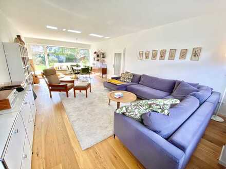 Traumhafte 2 Etagen-Wohnung auf 229 m2 Fläche in ruhiger Lage von Köln! 600 m2 Garten, Doppelgarage.