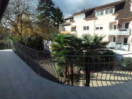 Modernisierte 3,5-Zimmer-Wohnung mit Balkon in Heidelberg